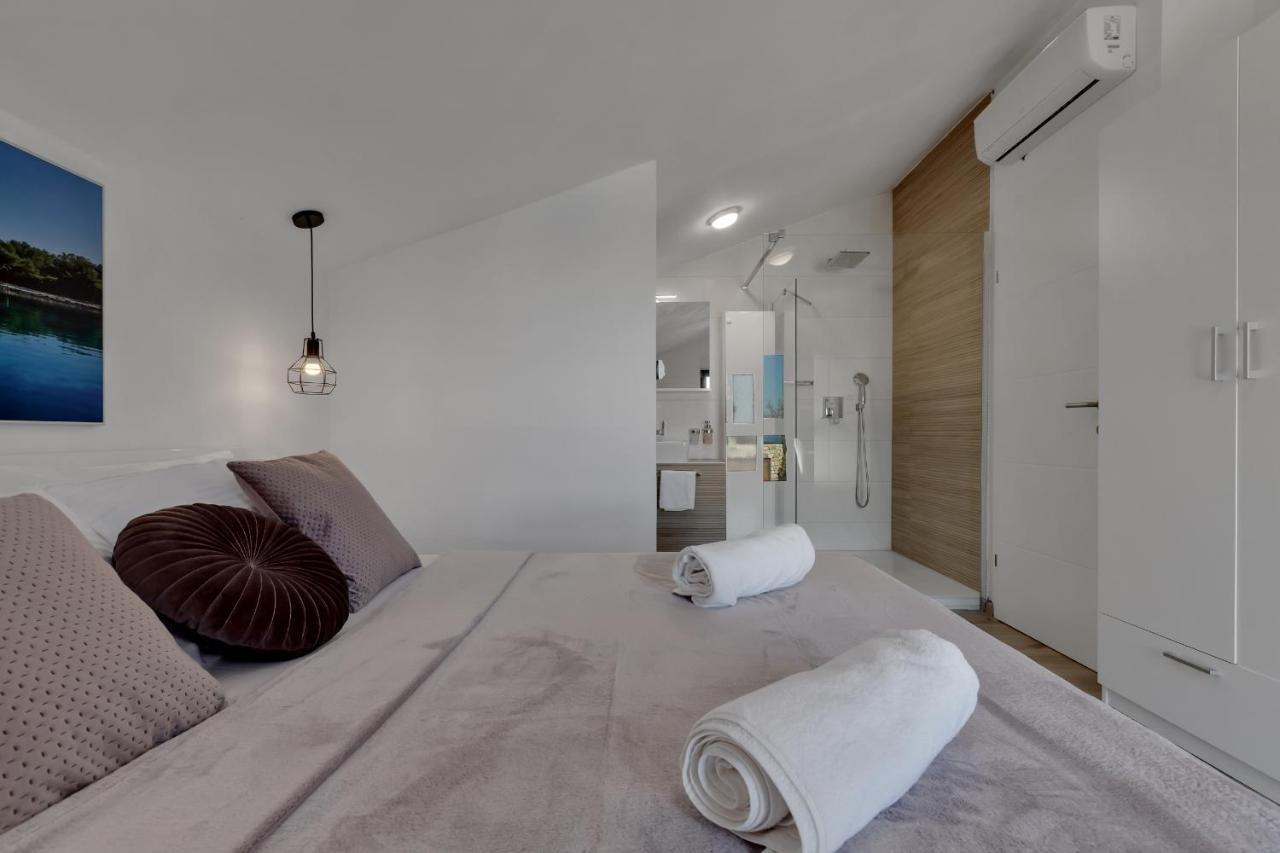 Villa Eaglestone - Isolated Location That Offers Peace And Tranquility Makarska Dış mekan fotoğraf